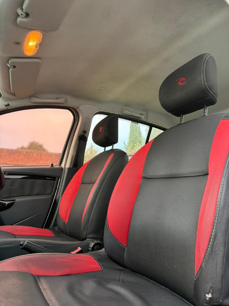 Renault Sandero Stepway Rip Curl 1.6 con GNC — foto 4